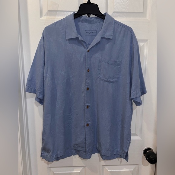 Tommy Bahama Other - SILK 100% Tommy Bahama Short Sleeve Button Down SZ XL​